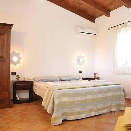 Agriturismo Didone Dorgali Habitación foto